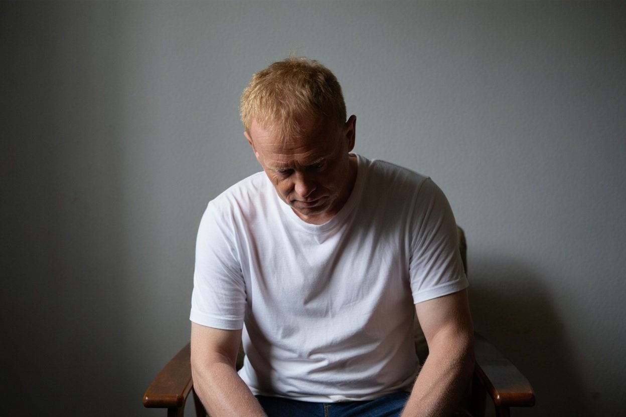 Мужчина в депрессии